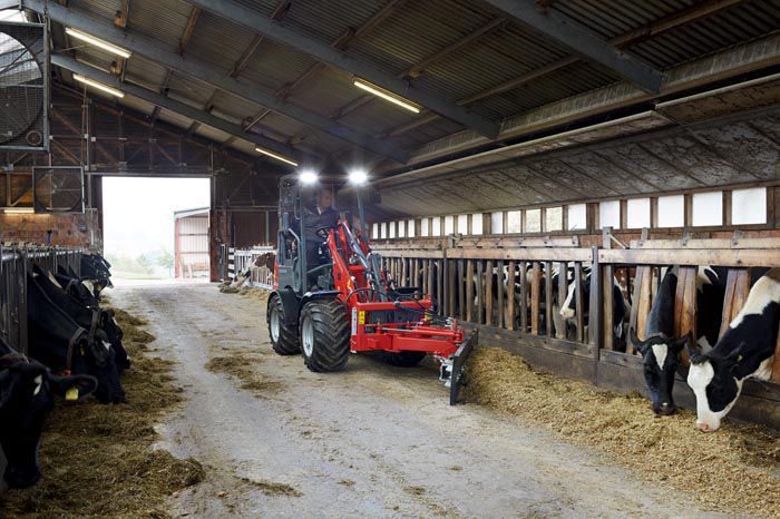 1160 eHoftrac - Elektrischer Traktor-image