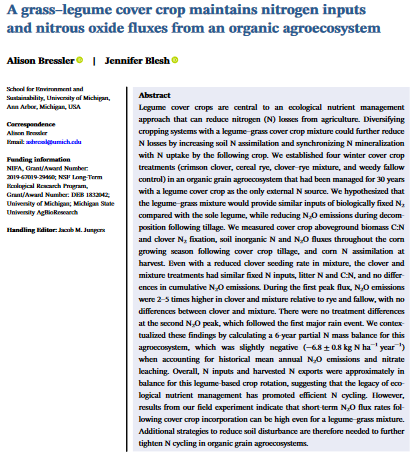 En græs-bælgplante dækafgrøde opretholder kvælstoftilførsler og lattergasflux fra et økologisk agro-system-image